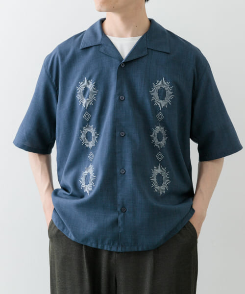 モチーフ刺繍ドライタッチ 半袖シャツ