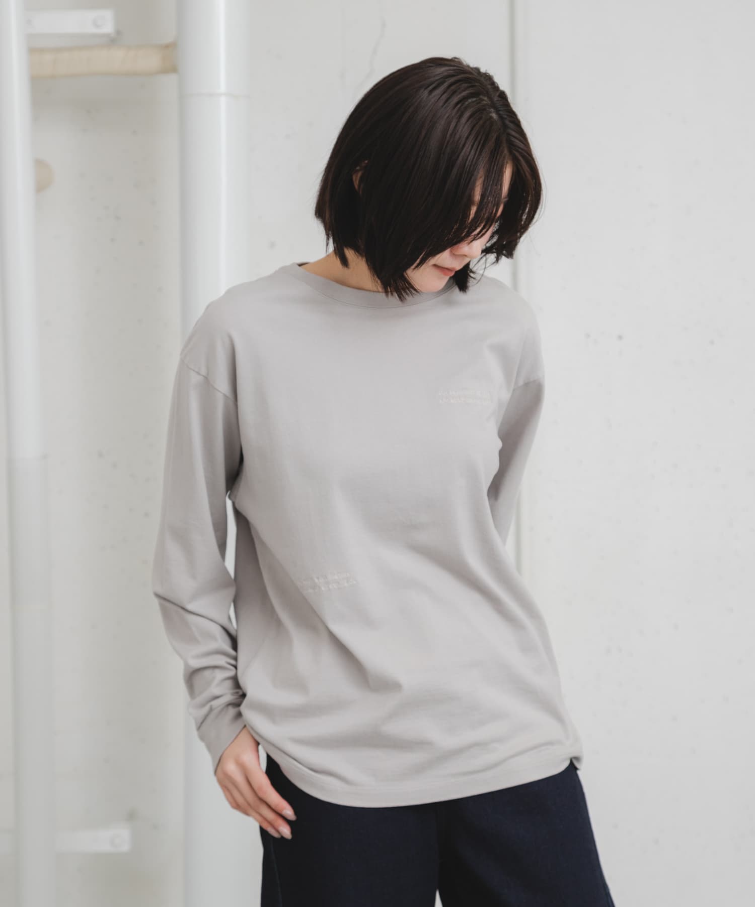 刺繍デザインロングスリーブカットソー[FEA4-21S053]｜URBAN