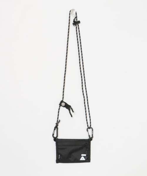 POLeR　STUFFABLE DRINK POUCH