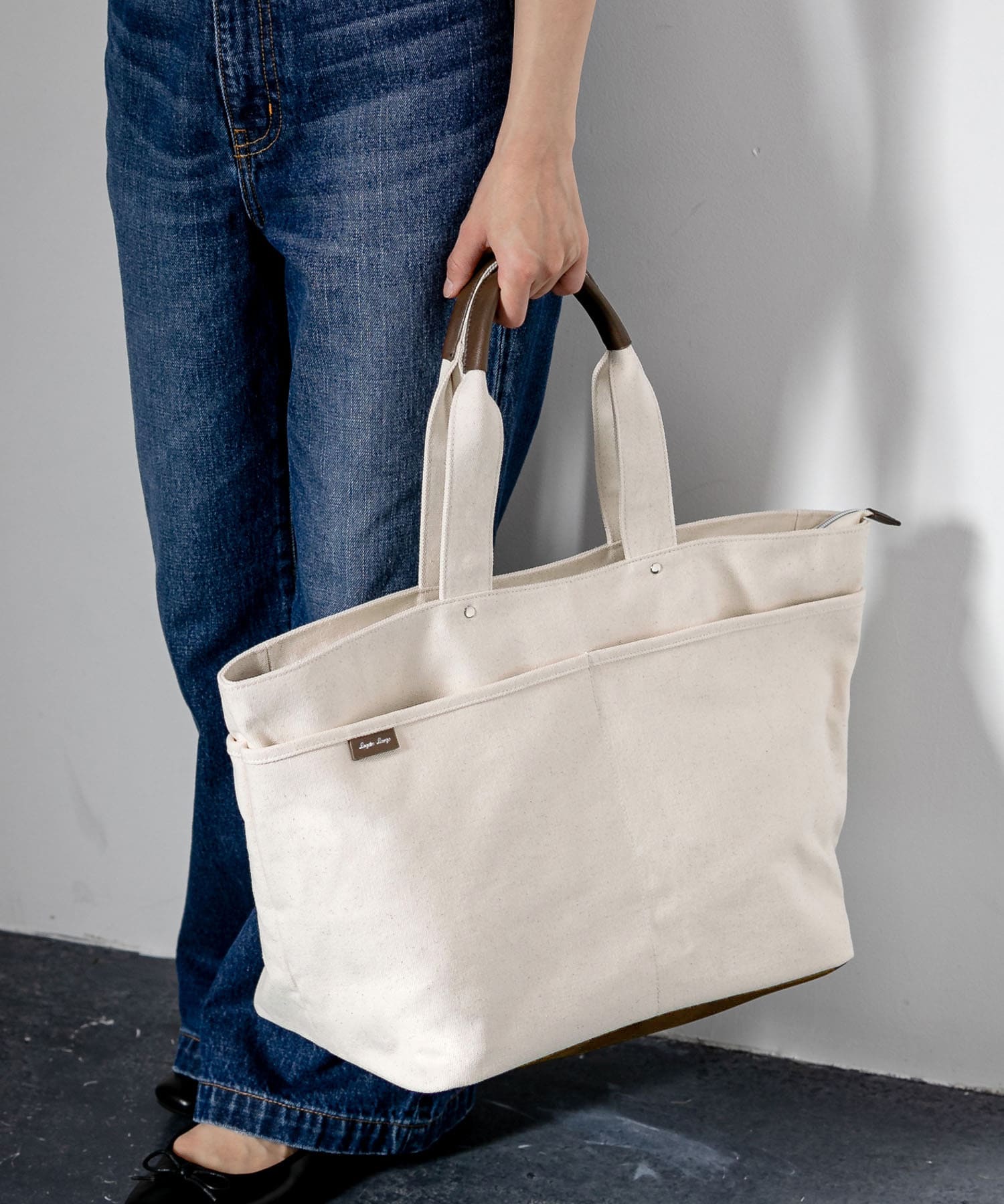 WEB限定】Legato largo 別注撥水ビッグキャンバストートバッグ[LEGATO WEB限定】Legato largo 別注撥水ビッグキャンバストートバッグ[LEGATO