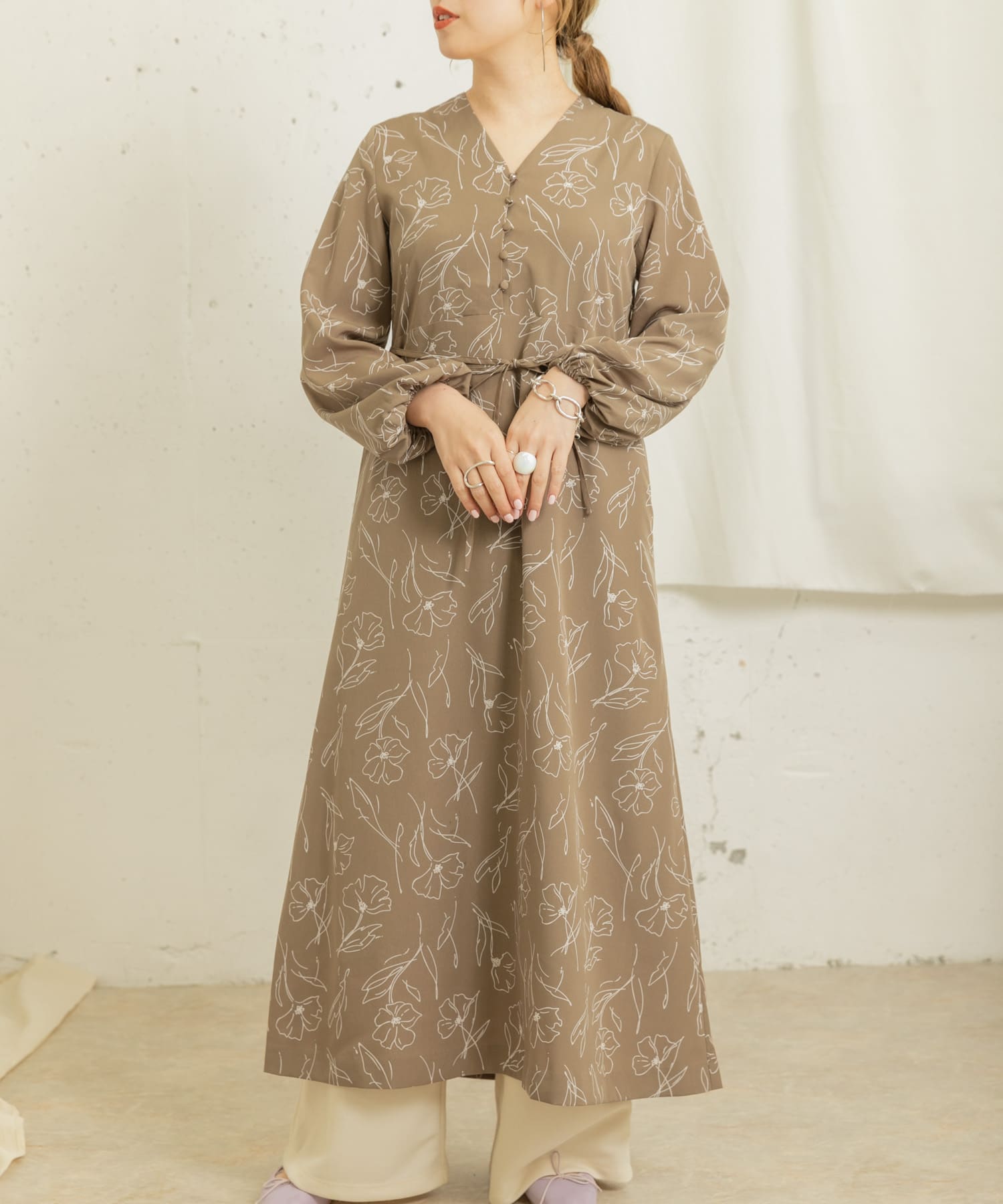 花柄ハイウエストワンピース It14 26a013 Urban Research公式ファッション通販 花柄ハイウエストワンピース It14 26a013 Urban Research公式ファッション通販