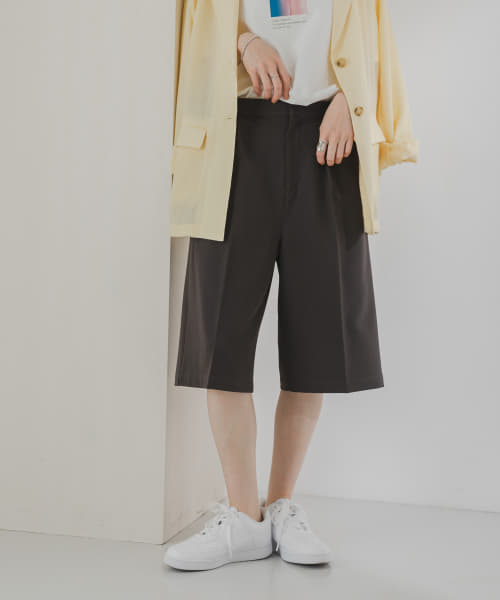 ストレートハーフパンツ