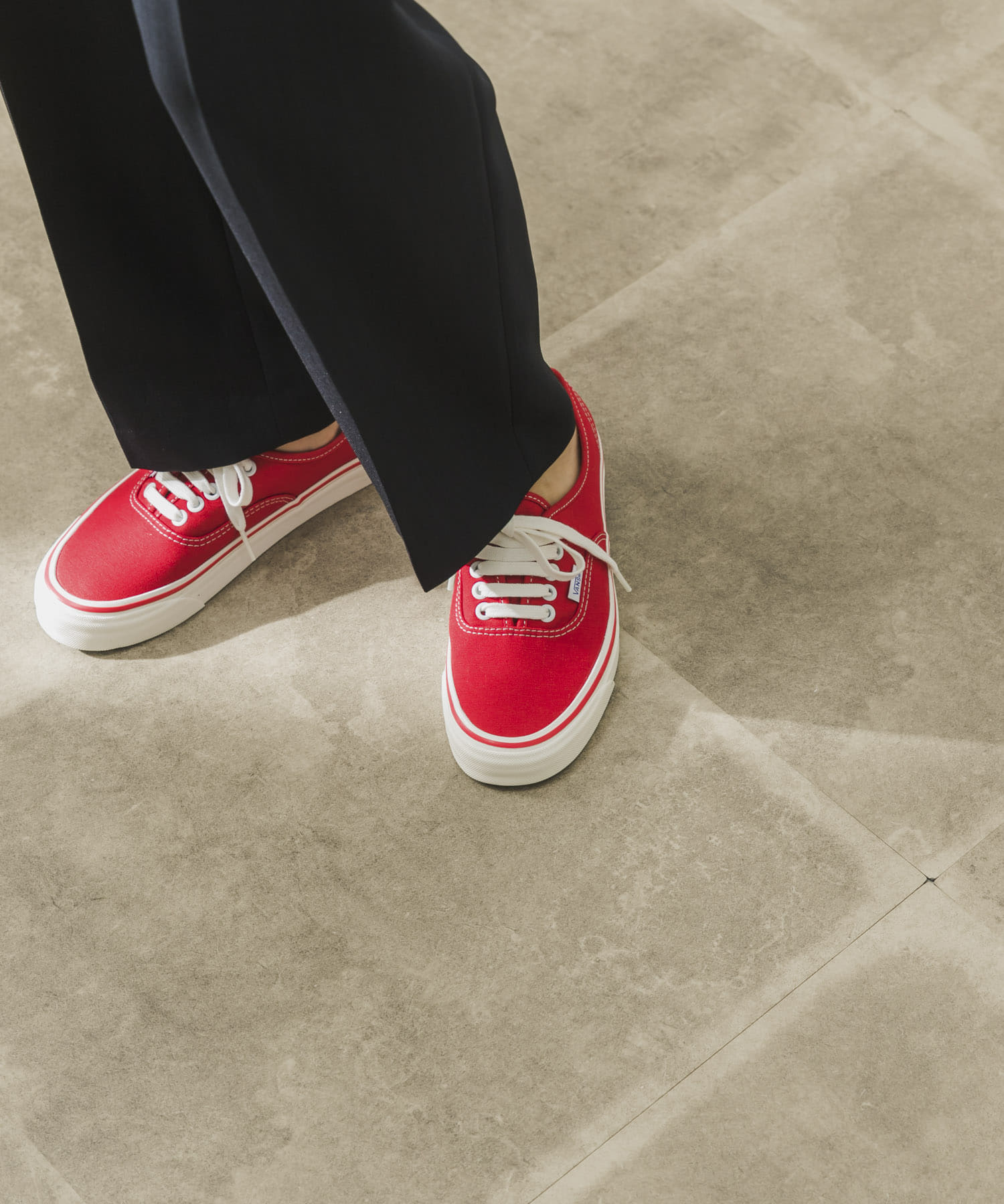 Vans authentic deals full red