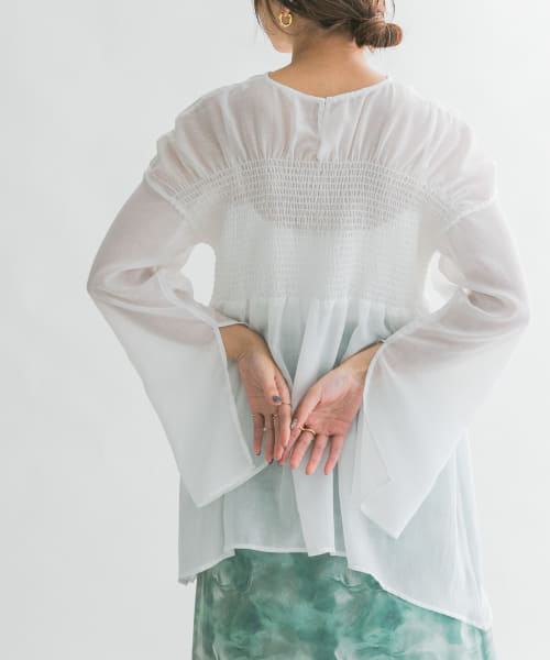 シャーリングシアーブラウス