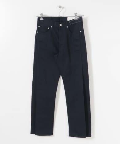 KURO　BIG TUCK FLARE DENIM