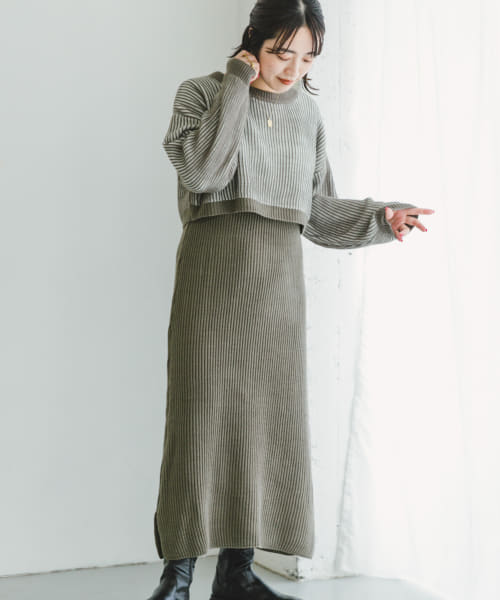クロップドニット×ジャンスカセット