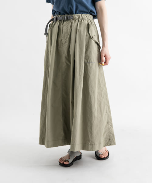 and wander　oversized cargo skirt