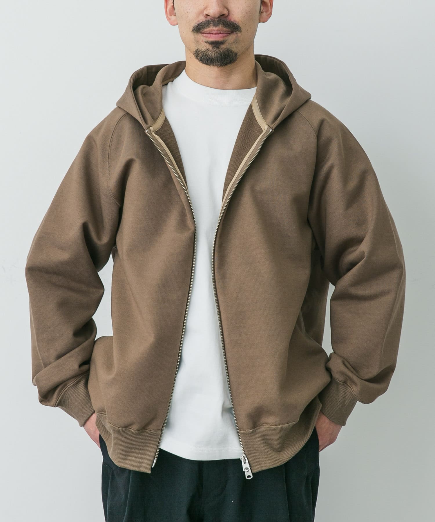 クロップドフードジップアップ | ファッション通販サイト NUGU