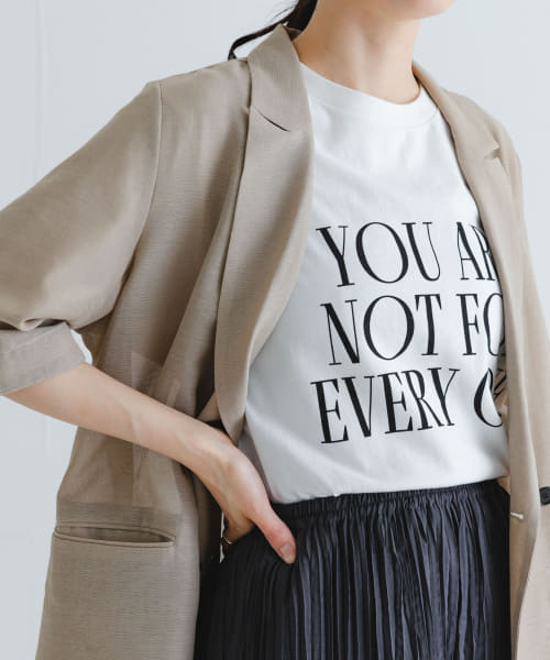 デザインロゴプリントTシャツ