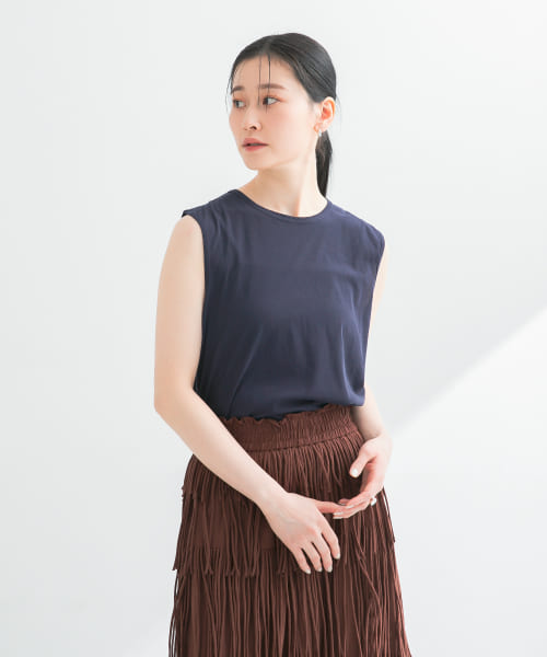 new basic　ドライツイストノースリーブカットソー