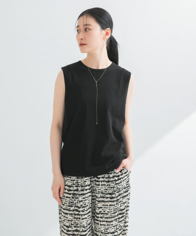 new basic　ドライツイストノースリーブカットソー