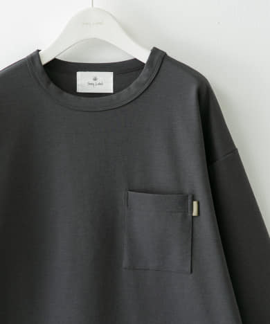 ポンチポケット付ロングスリーブTシャツ