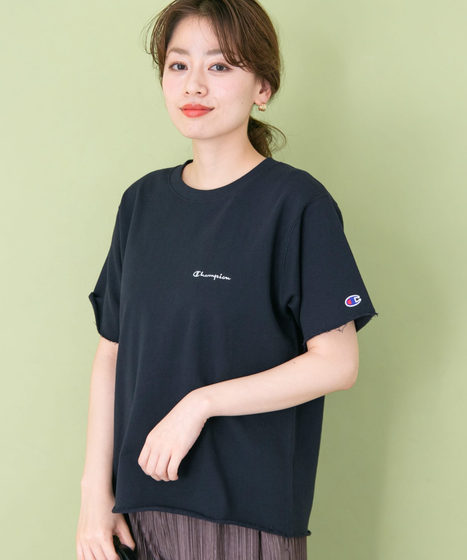 Champion 別注カットオフ刺繍ロゴスウェットtシャツ C8 R018 Sl05 Urban Research公式ファッション通販 Champion 別注カットオフ刺繍ロゴスウェットtシャツ C8 R018 Sl05 Urban Research公式ファッション通販