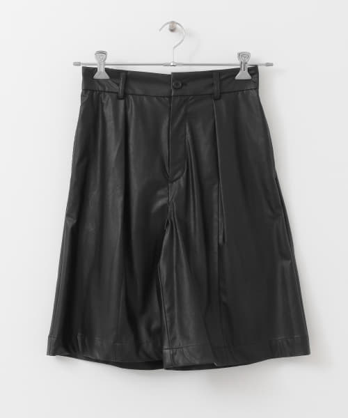 Audrey and John Wad　ECO LEATHER ハーフパンツ