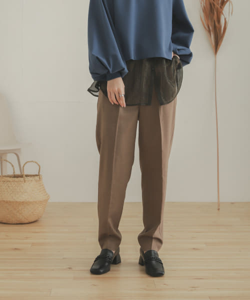 ヘリンボンテーパードパンツ