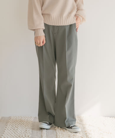 ワイドセミフレアパンツ