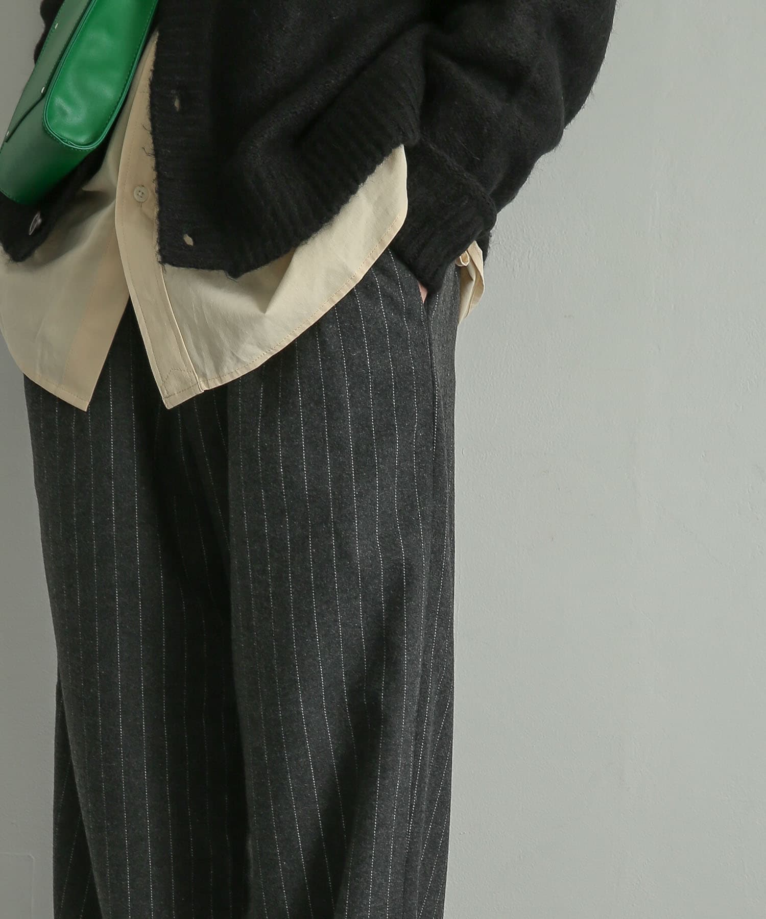 ストライプウールブレンドワイドパンツ[AA27-14B110]｜URBAN RESEARCH