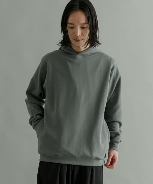ポンチストレッチパーカー