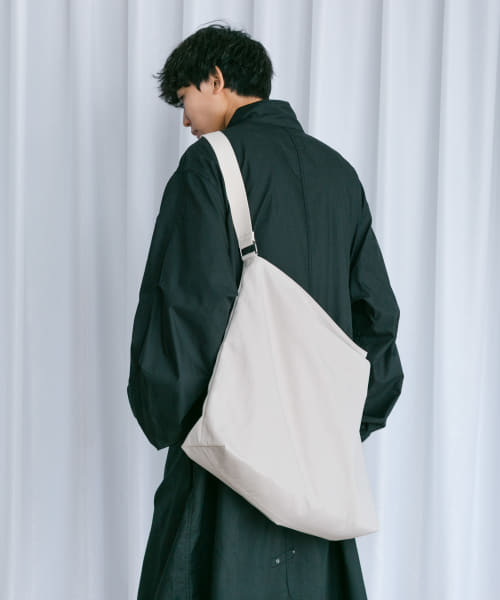 Couleur Meler なかじ　ビッグショルダーバッグ