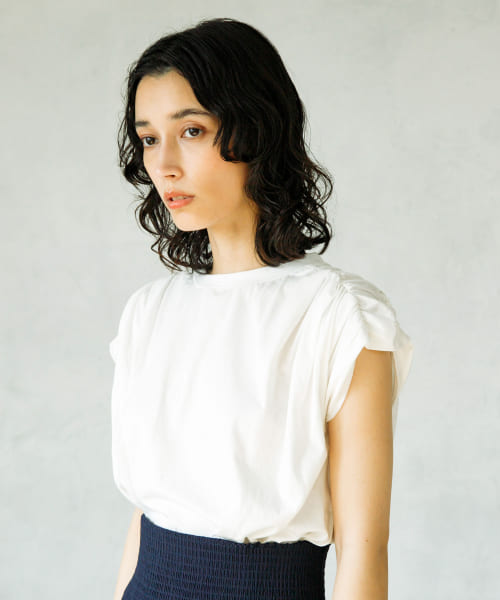 GATHER NO SLEEVE T-SHIRTS