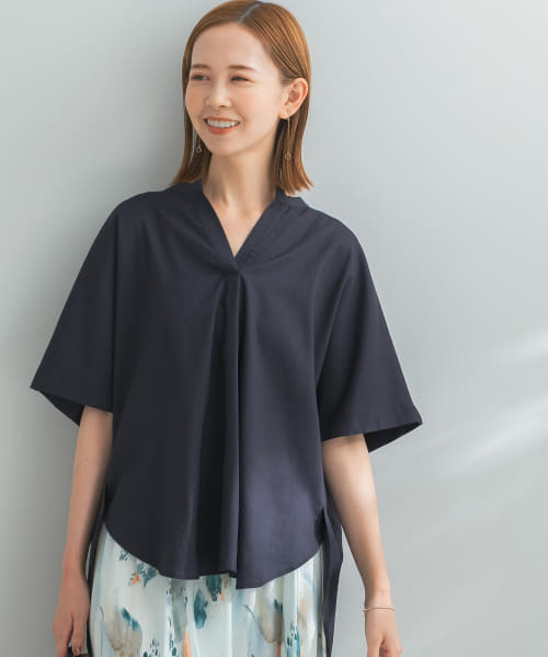 リネン混キーネックドルマンブラウス