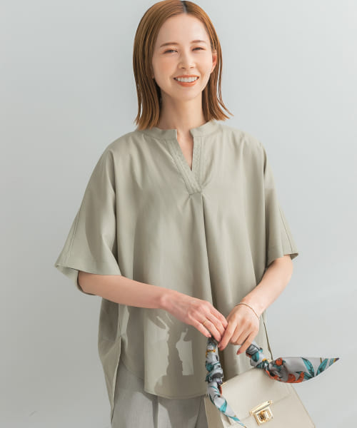 リネン混キーネックドルマンブラウス