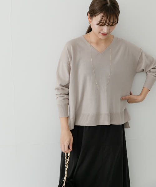 WASHABLEウールVネックニット