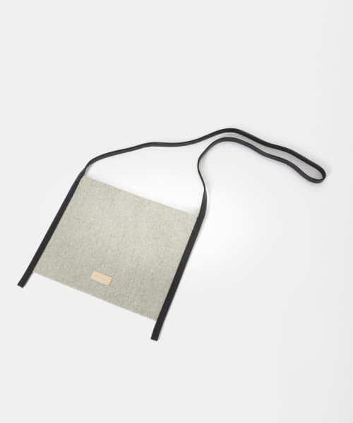 Hender Scheme　brace shoulder wide small