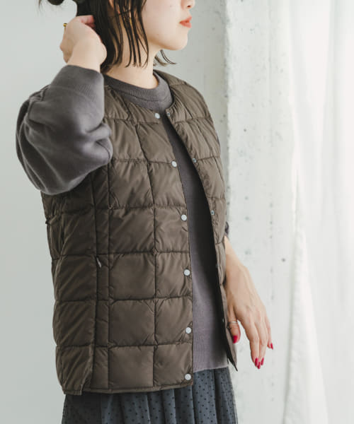 TAION　CREW-NECK BUTTON DOWN VEST