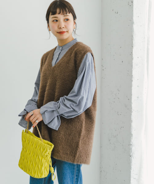 Vネックシャギービッグベスト