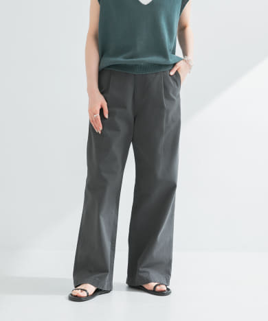 new basic　タックワイドチノパンツ