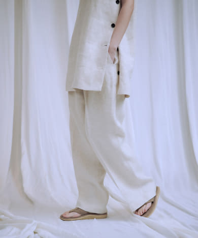 new basic　リネンハイウエストパンツ