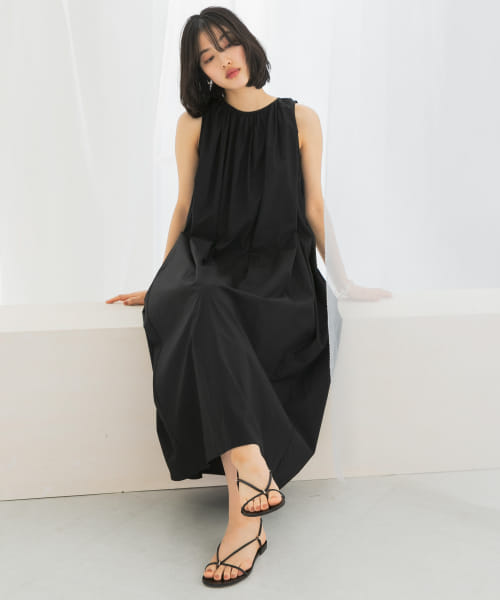 [ROSSO][le　RELAXED FIT SHIRRING DRESS]