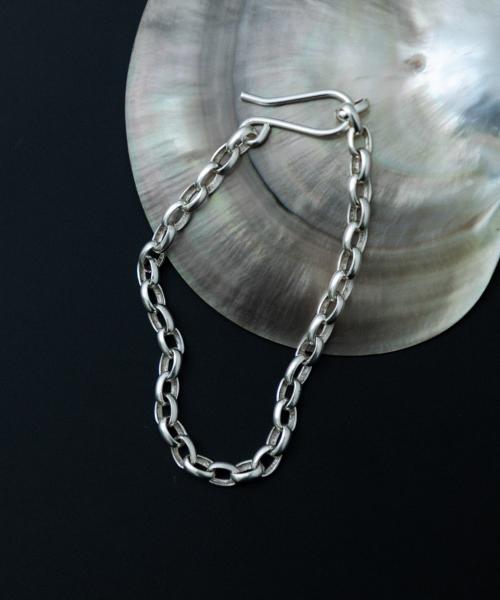 SMELLY so’　connected chain bracelet