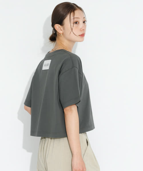 SHELTECH クロップドTシャツ