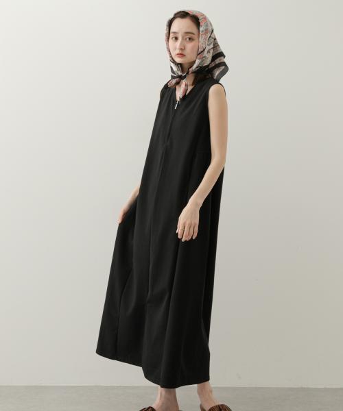 ZIPVネックカットワンピース