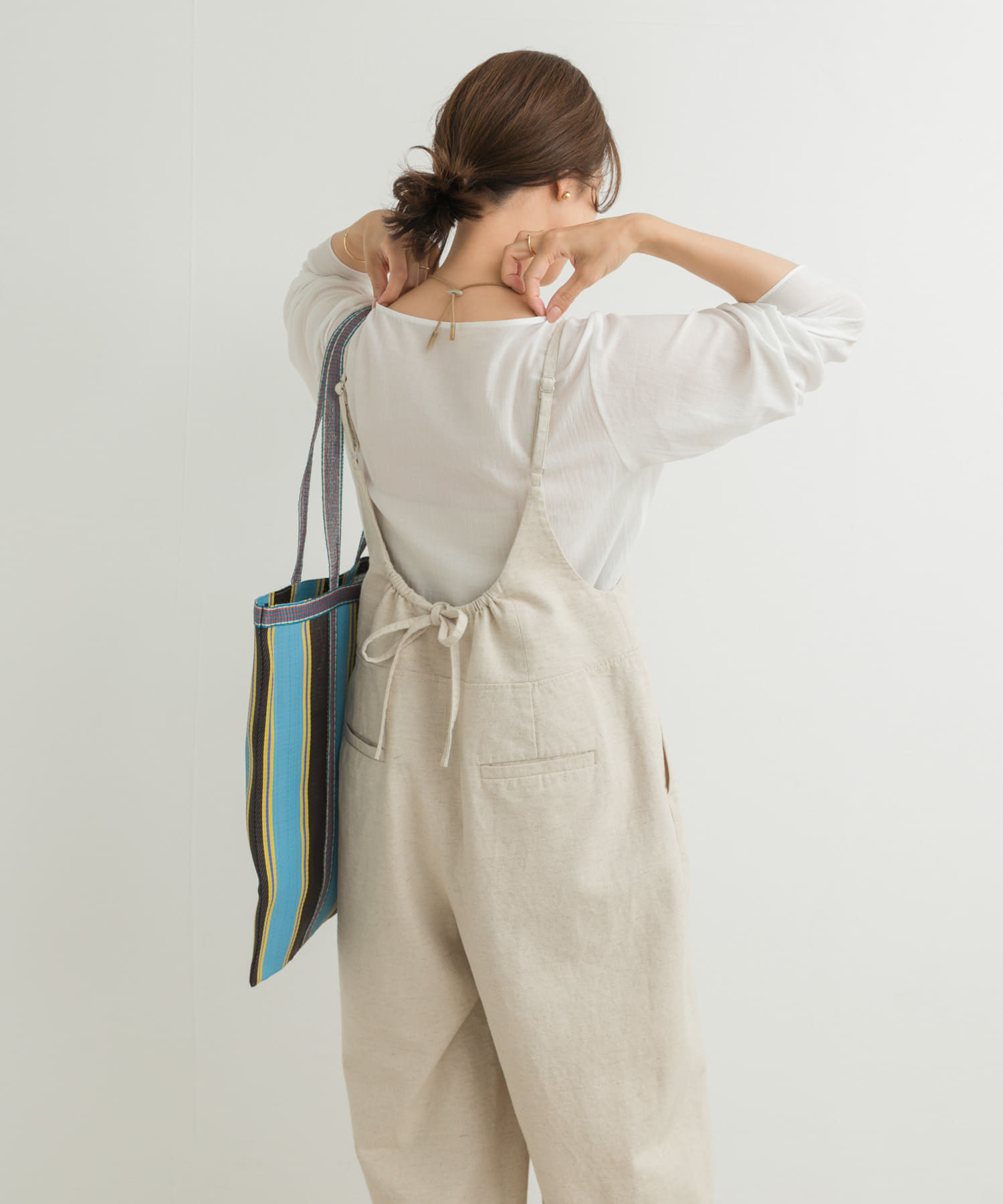 【超ポイントバック祭】 コットンリネンBACKギャザーサロペット[DRA5-26W213]｜URBAN サロペット・オーバーオール・オールインワン