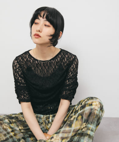 ハーフスリーブドレープレースTEE
