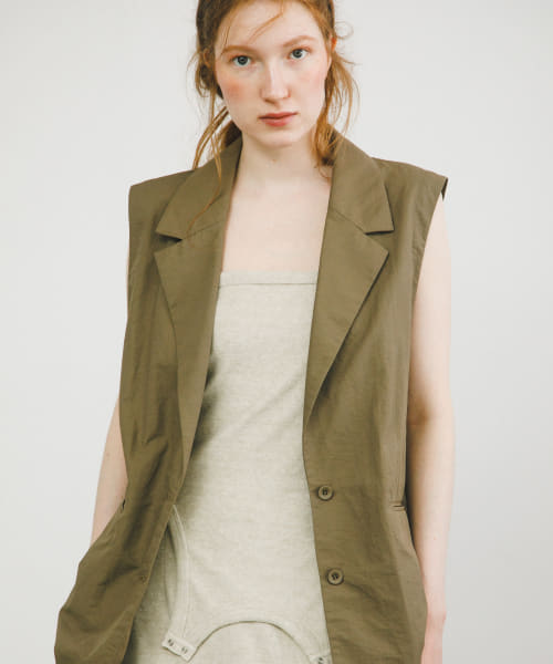 no sleeve slit jacket