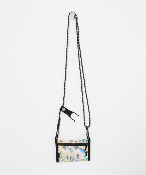 POLeR　STUFFABLE DRINK POUCH