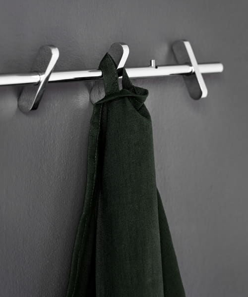 MOEBE　COAT RAWC 4個フック スチールバー