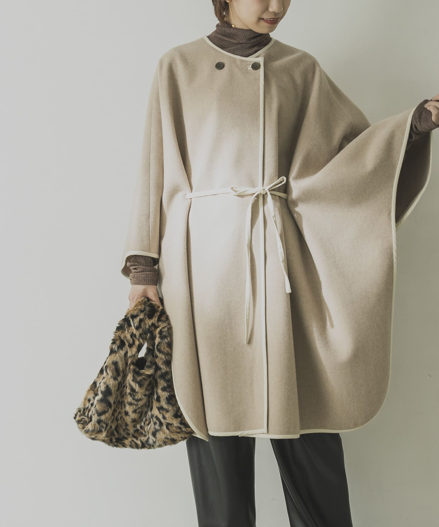 パイピングポンチョコート Ur17 27l001 Urban Research公式ファッション通販 パイピングポンチョコート Ur17 27l001 Urban Research公式ファッション通販