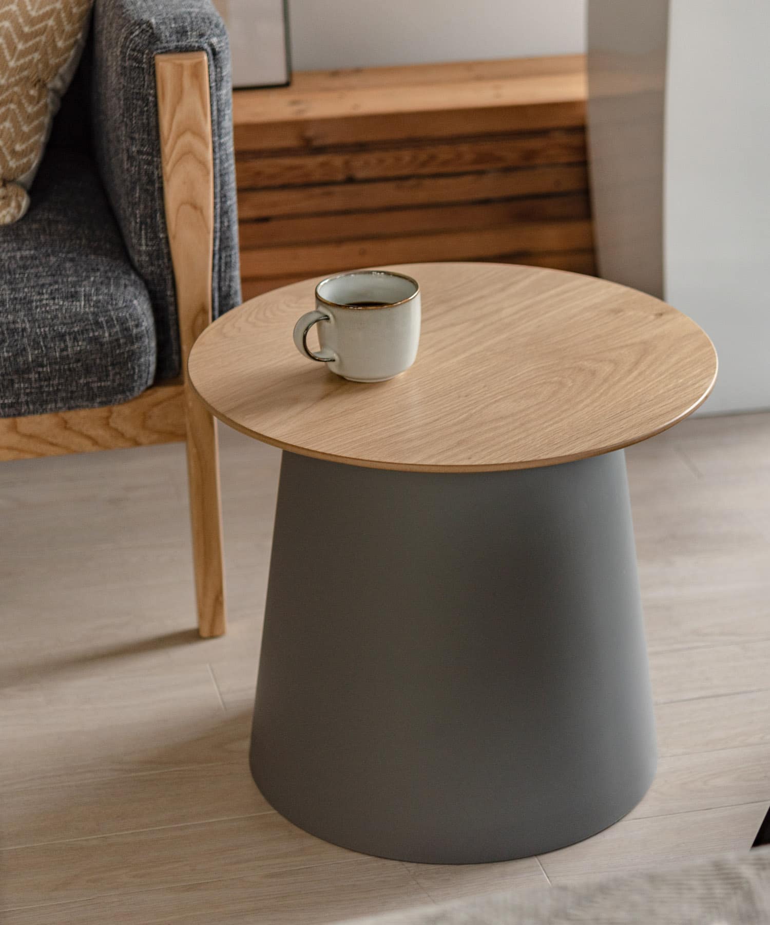 UR FURNITURE ラウンドテーブルS[URF-AZPT-990GY]｜URBAN RESEARCH公式