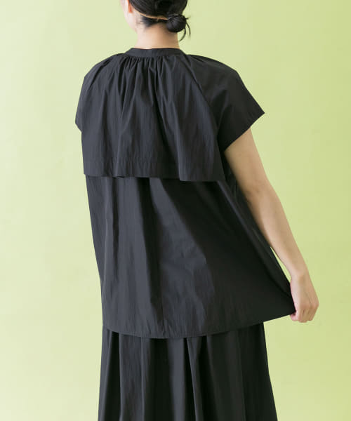 Uiscel　ヨークデザインフレンチスリーブブラウス