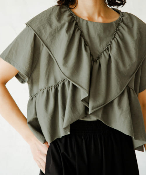 FRILL FRILL T-SHIRTS