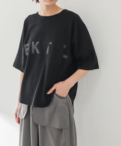 ショートスリーブロングテールロゴTシャツ