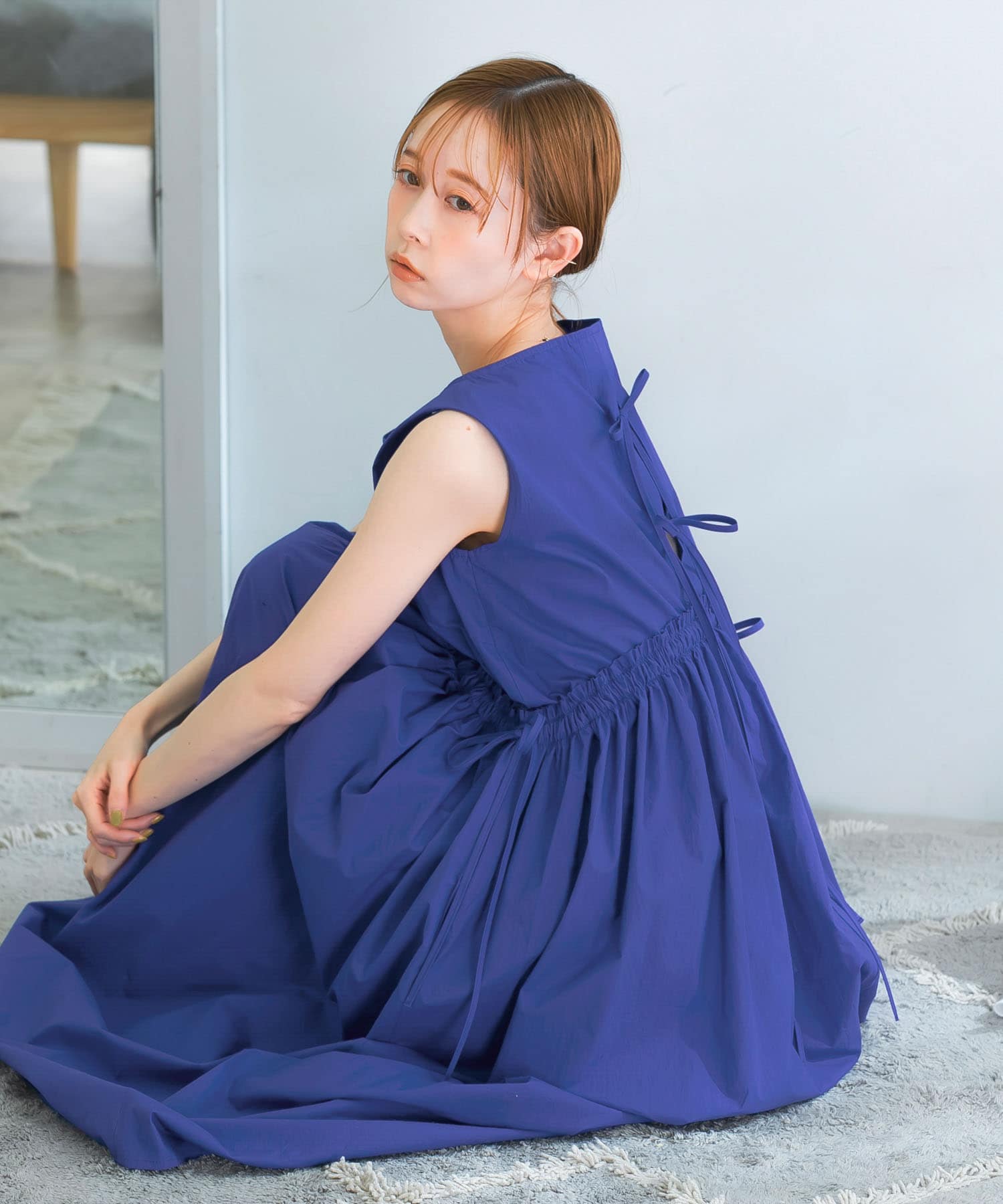 EMIN&PAUL CURVED WAIST DRESS[DR2601-J-RL35]｜URBAN RESEARCH
