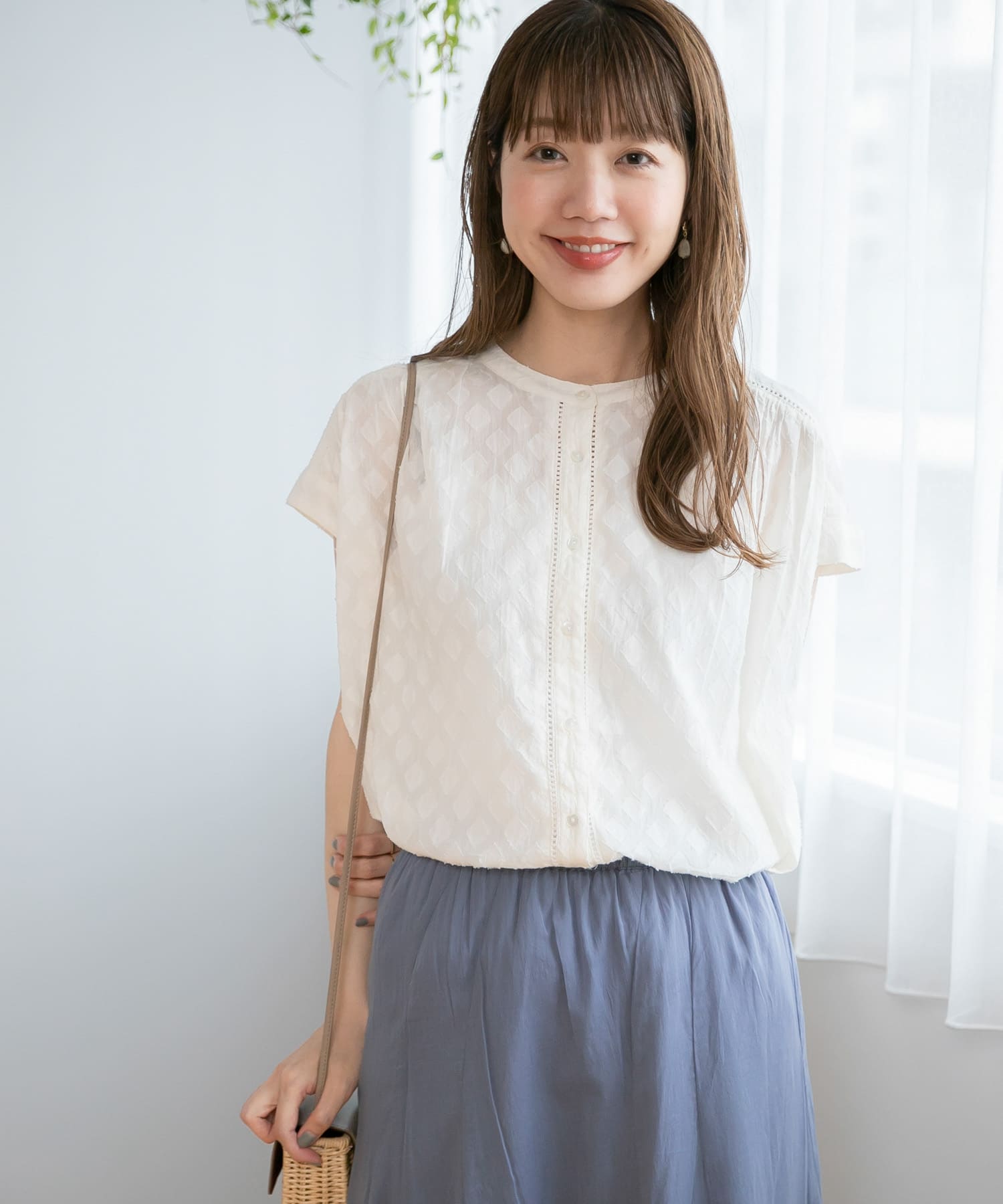 コットンドビーフレンチギャザーブラウス[LA35-23R611]｜URBAN