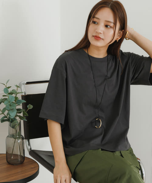クルーネックルーズTシャツ