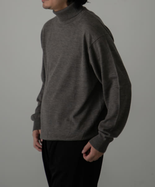 crepuscule　Turtle Neck Long-Sleeve
